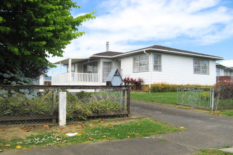 Photo of property in 4 Norton Place, Mangere, Auckland, 2022
