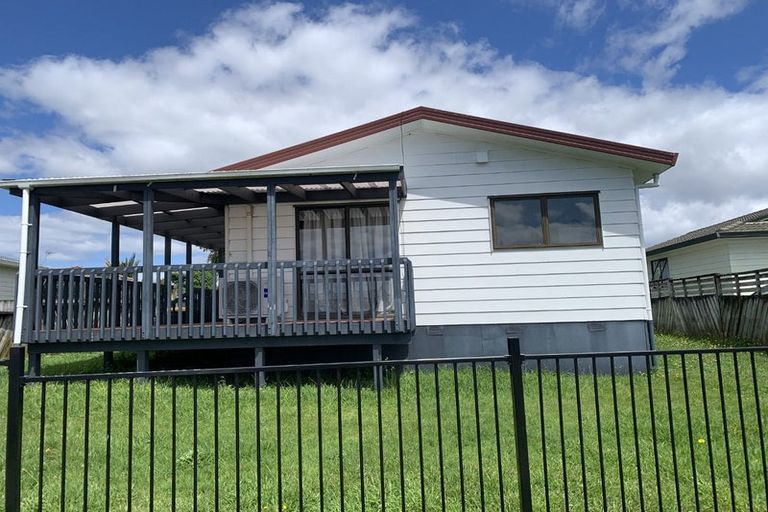 Photo of property in 5 Elisa Lane, Ranui, Auckland, 0612