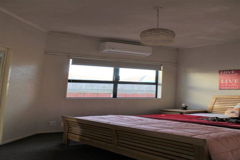 Photo of property in 2/16 Philip Street, Papatoetoe, Auckland, 2025