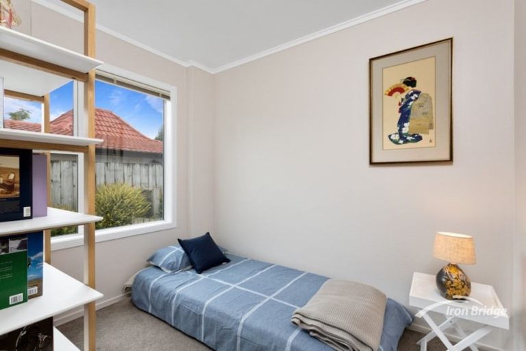 Photo of property in 2/2 Keldale Place, Forrest Hill, Auckland, 0620