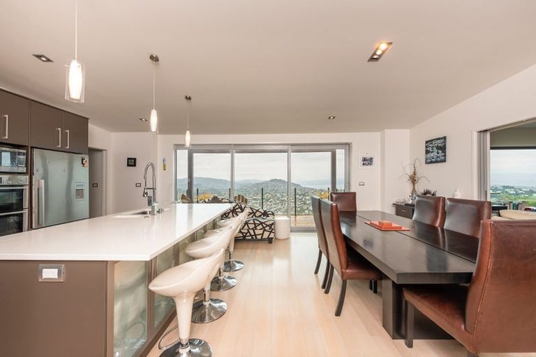 Photo of property in 24 Mewburn Rise, Karori, Wellington, 6012