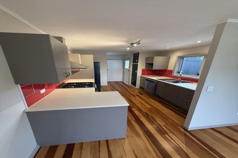 Photo of property in 282 Dowse Drive, Maungaraki, Lower Hutt, 5010