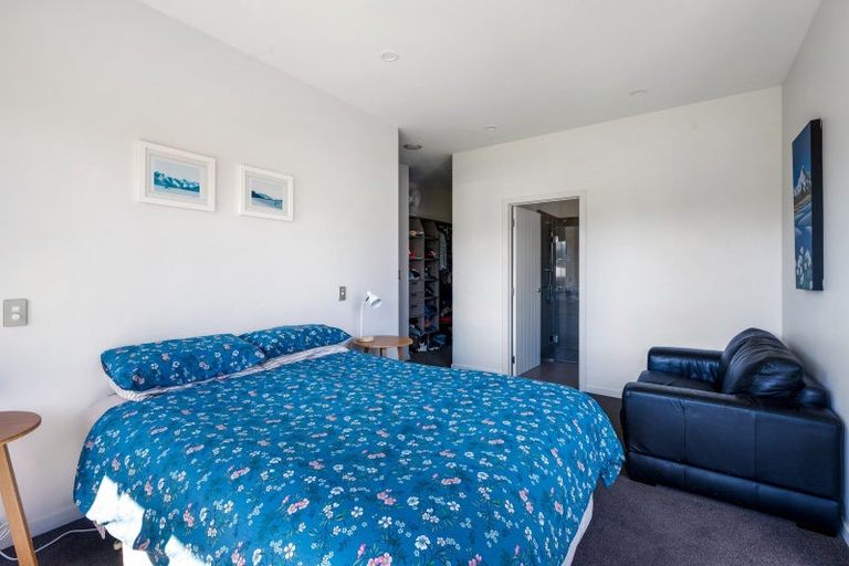 Photo of property in 10 Matheson Crescent, Albert Town, Wanaka, 9305