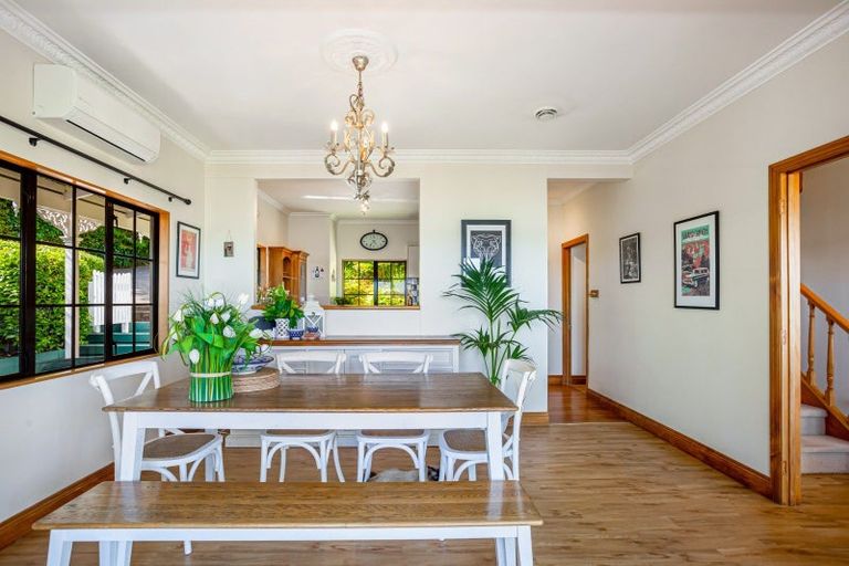 Photo of property in 47 Chatham Avenue, Paremoremo, Auckland, 0632