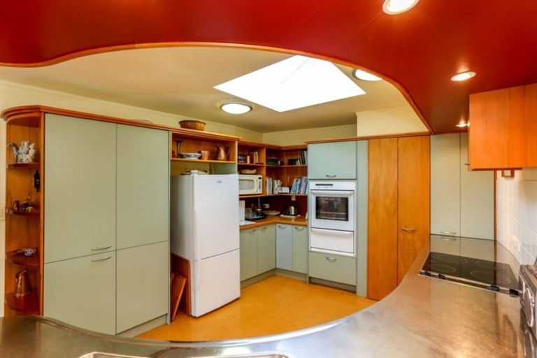 Photo of property in 25 Frank Wilson Terrace, Welbourn, New Plymouth, 4312