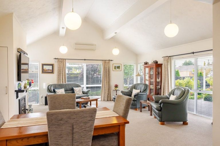 Photo of property in 31 Fife Crescent, Tamatea, Napier, 4112