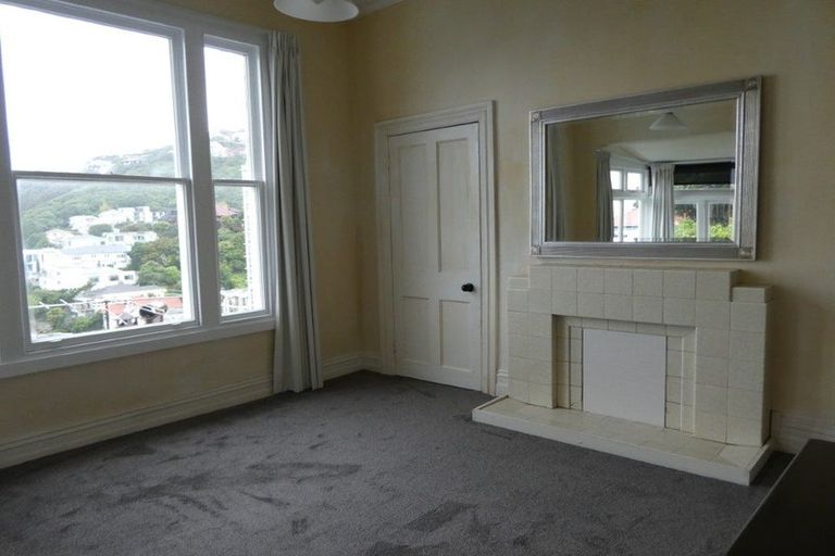 Photo of property in 4 Oriental Terrace, Oriental Bay, Wellington, 6011