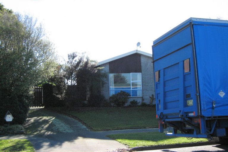 Photo of property in 74 Warren Crescent, Hillmorton, Christchurch, 8025