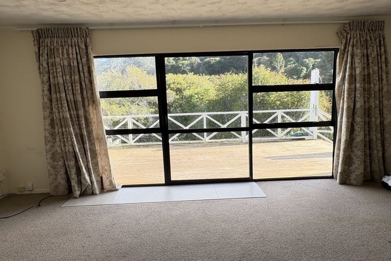 Photo of property in 12 Glendawn Place, Bayview, Auckland, 0629