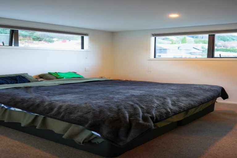 Photo of property in 16 Lochy Road, Fernhill, Queenstown, 9300