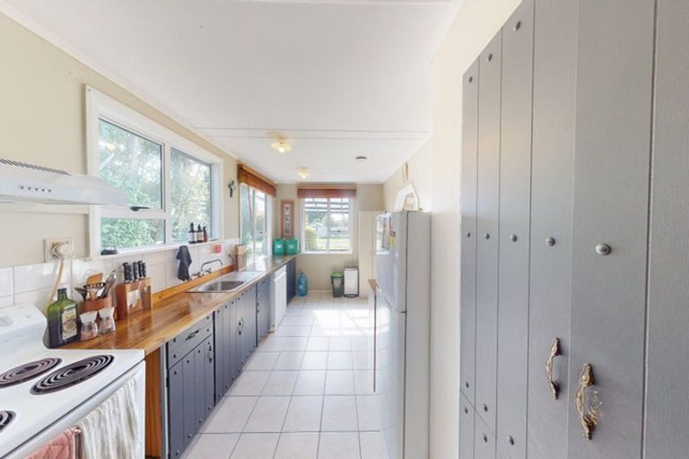 Photo of property in 47 Wilson Street, Waverley, 4510