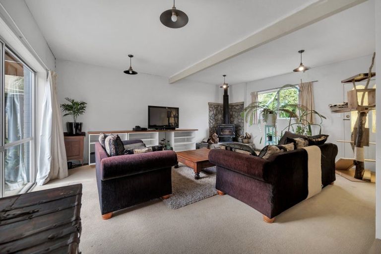 Photo of property in 2 Fairfield Street, Brightwater, 7022