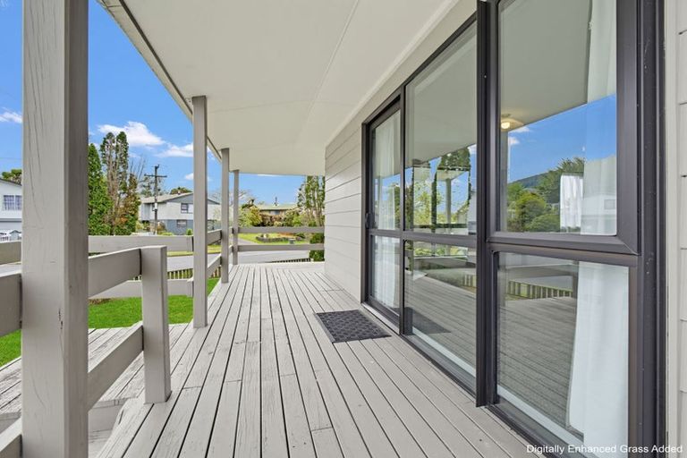 Photo of property in 2 Goldie Street, Pukehangi, Rotorua, 3015