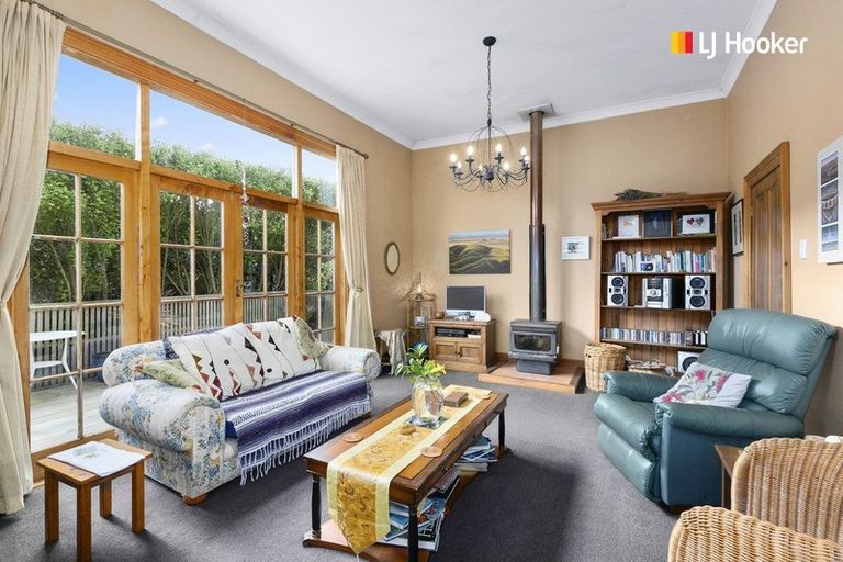 Photo of property in 43 Mornington Road, Balaclava, Dunedin, 9011