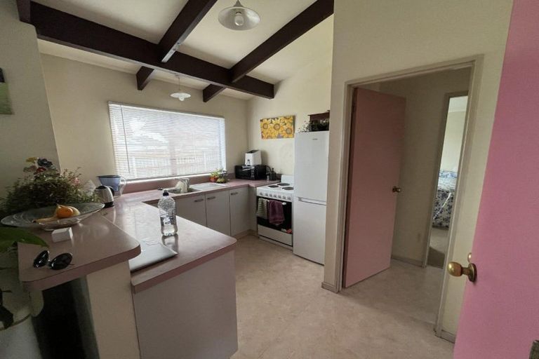 Photo of property in 76 Treadwell Street, Springvale, Whanganui, 4501