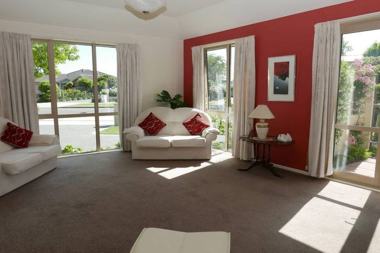 Photo of property in 5 Richard Seddon Drive, Northwood, Christchurch, 8051