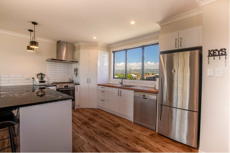 Photo of property in 35 Gawler Street, Te Horo Beach, Otaki, 5581