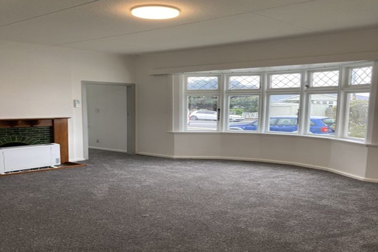 Photo of property in 88 Freyberg Street, Lyall Bay, Wellington, 6022