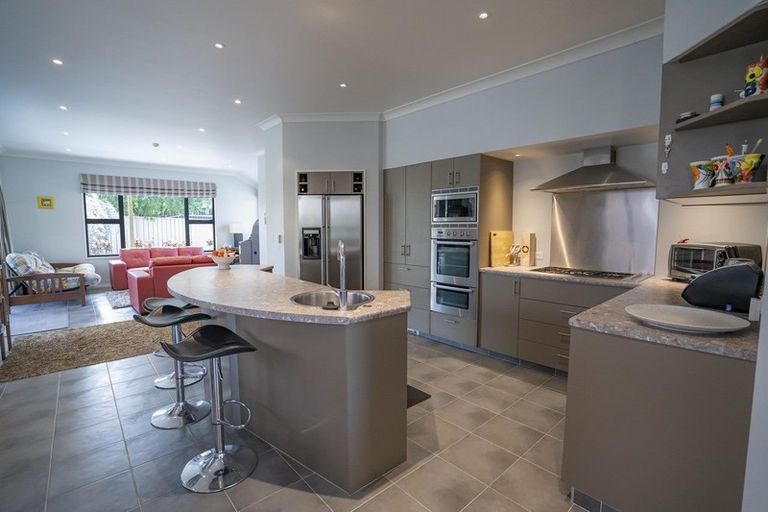 Photo of property in 28 Pisa Moorings Road, Mount Pisa, Cromwell, 9383