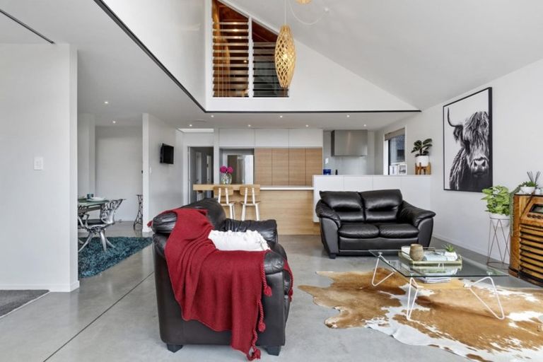 Photo of property in 43 Kulim Avenue, Otumoetai, Tauranga, 3110