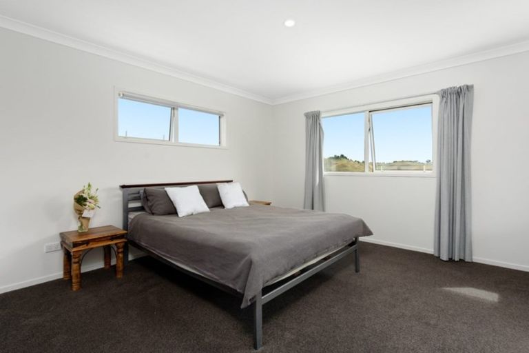 Photo of property in 16 Antrim Glade, Welcome Bay, Tauranga, 3175