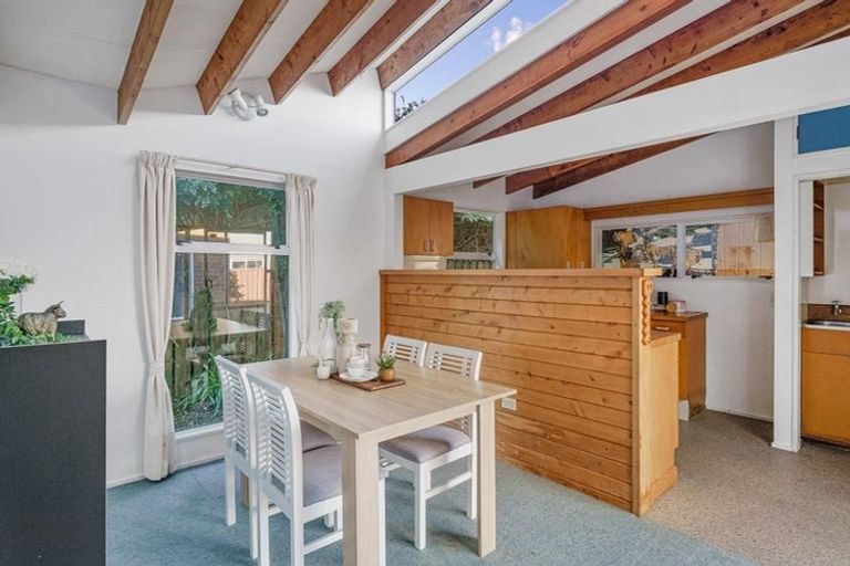 Photo of property in 20 Simcox Street, Otaki Beach, Otaki, 5512