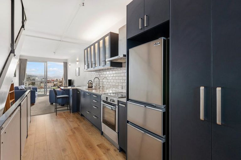 Photo of property in Qba Apartments, 4p/51 Webb Street, Mount Cook, Wellington, 6011