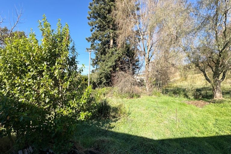 Photo of property in 3 Waitipapa Road, Hunterville, 4730