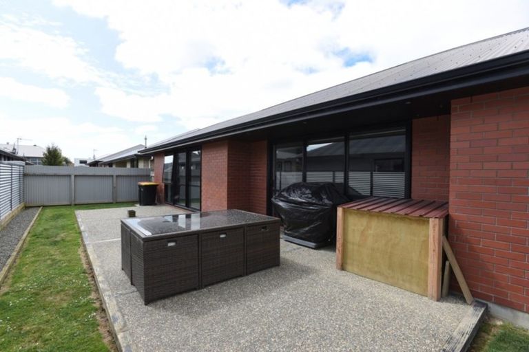 Photo of property in 36 Welsh Road, Winton, 9720