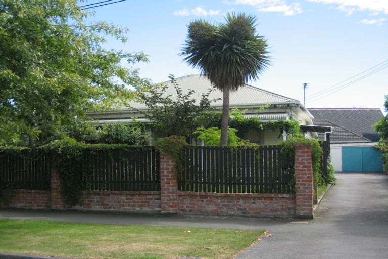 Photo of property in 11 Oxley Avenue, St Albans, Christchurch, 8014
