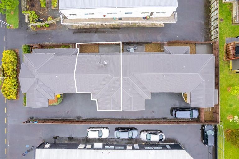 Photo of property in 2/30 Willoughby Street, Whitiora, Hamilton, 3200