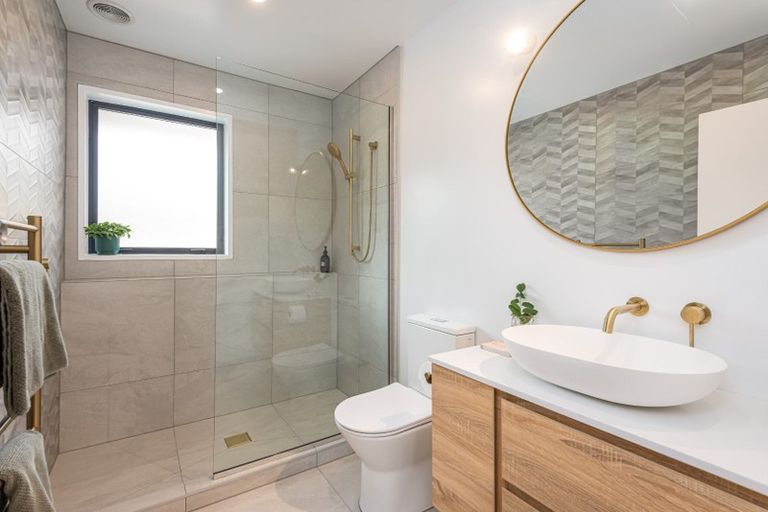 Photo of property in 1/48 Jeffreys Road, Fendalton, Christchurch, 8052