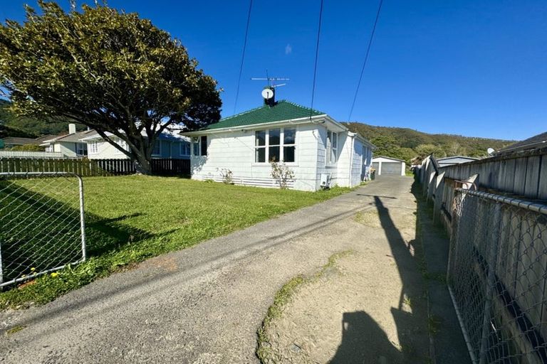 Photo of property in 114 Rata Street, Naenae, Lower Hutt, 5011