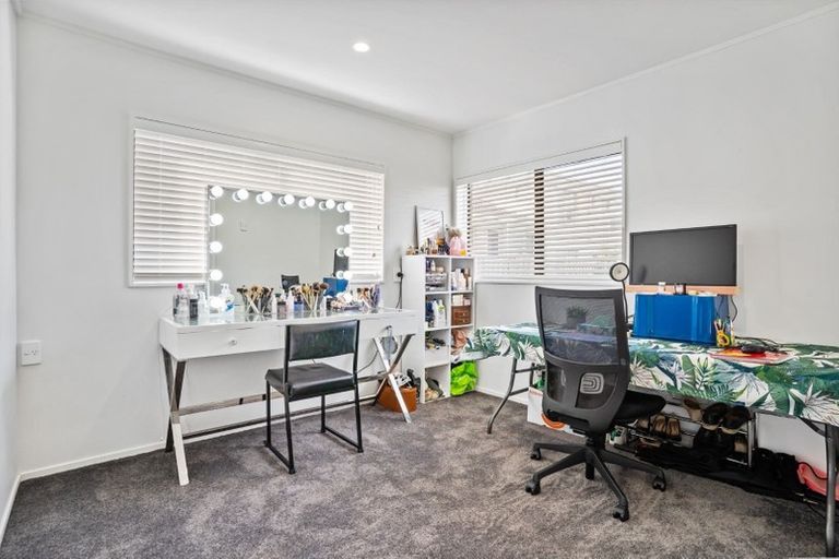 Photo of property in 1/5 Argyle Terrace, Milford, Auckland, 0620