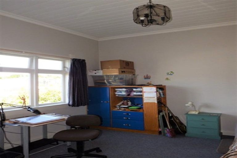 Photo of property in 8 Toia Street, Marton, 4710