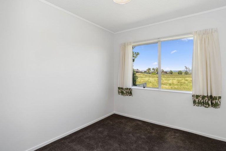 Photo of property in 114c Simpson Road, Papamoa Beach, Papamoa, 3118