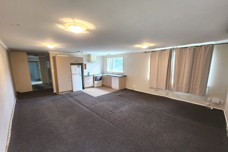 Photo of property in 1a Clinton Way, Kingston, Wellington, 6021