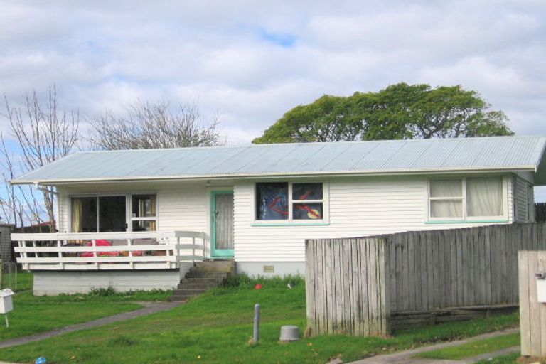 Photo of property in 63 Helena Street, Massey, Auckland, 0614