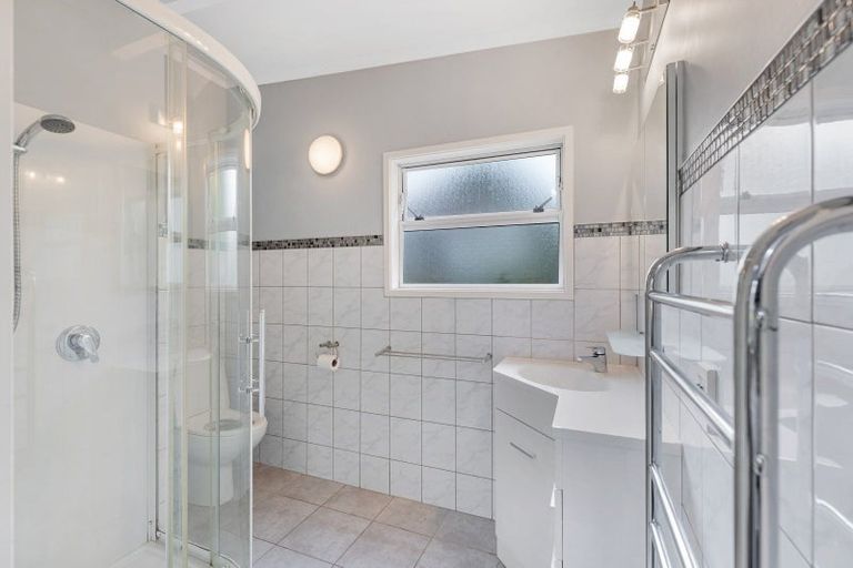 Photo of property in 15 Juliana Place, Awapuni, Palmerston North, 4412