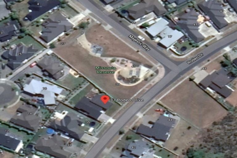 Photo of property in 37 Rodeo Drive, Kelvin Grove, Palmerston North, 4414