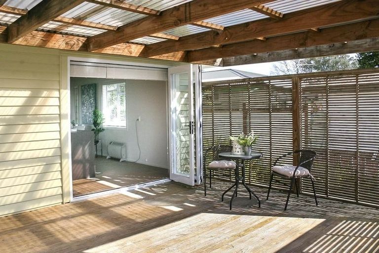 Photo of property in 6 Birdwood Road, Pukekohe, 2120