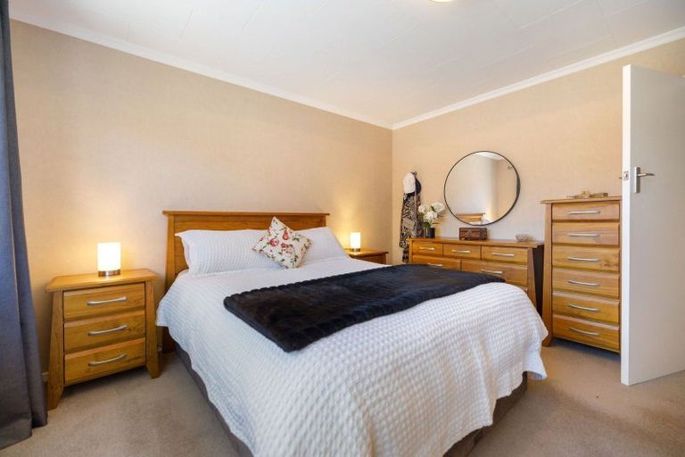 Photo of property in 48 Centennial Avenue, Arrowtown, 9302