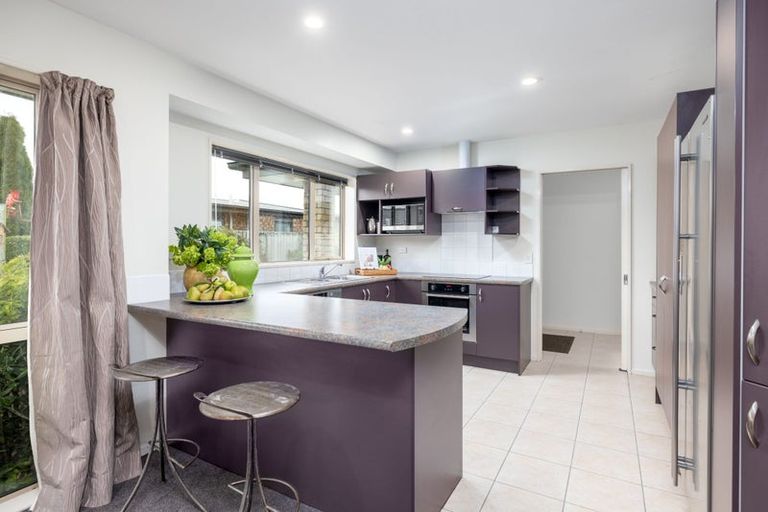 Photo of property in 6 Meeking Place, Aidanfield, Christchurch, 8025