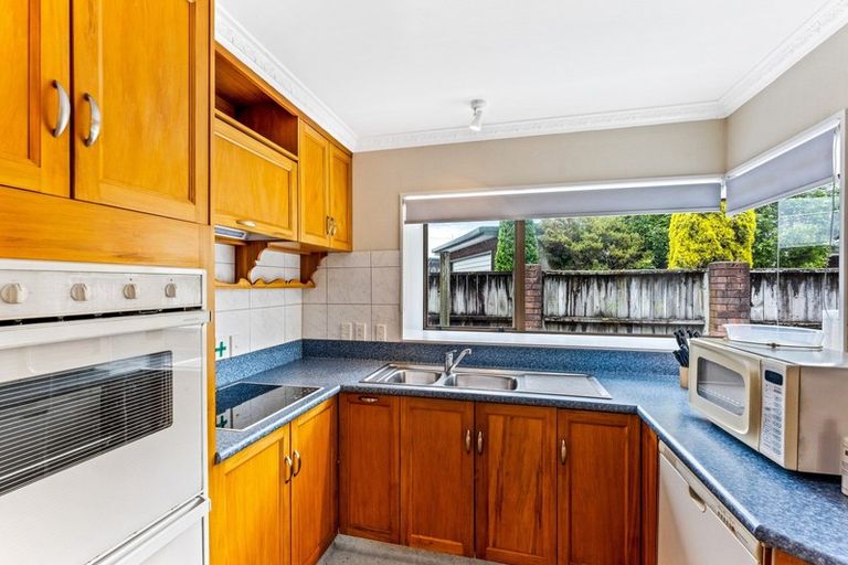 Photo of property in 26 Comeskey Grove, Elderslea, Upper Hutt, 5018