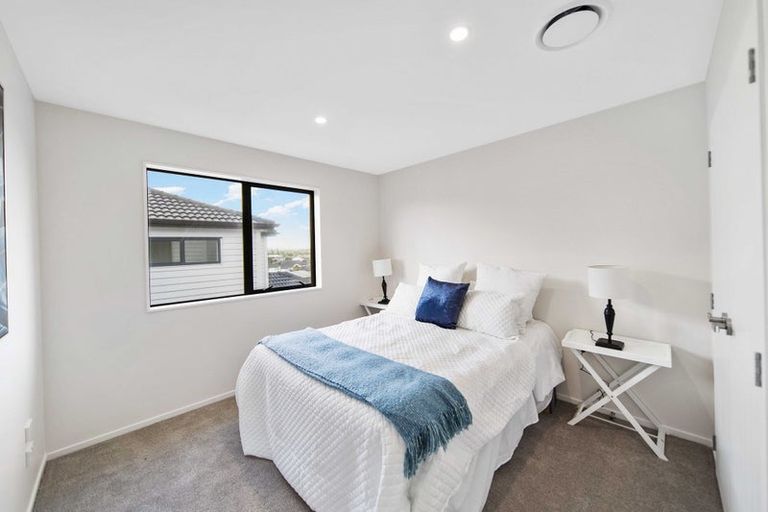 Photo of property in 1 Nola Dawn Avenue, Papakura, 2110