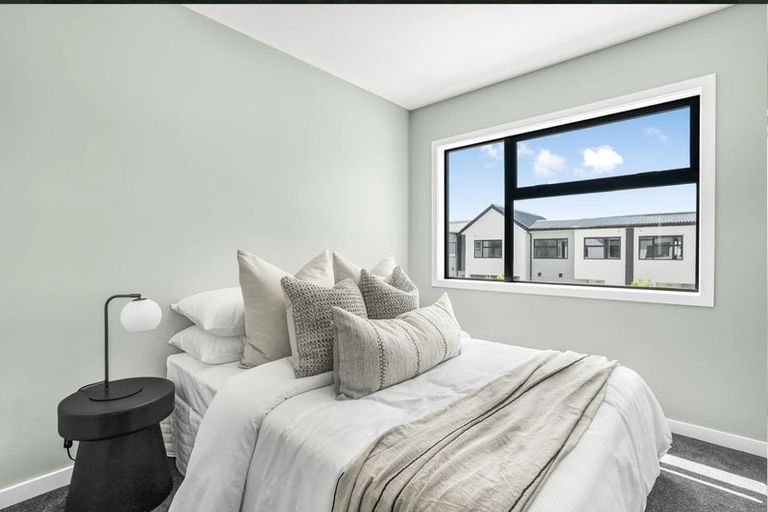 Photo of property in 8/15 Brook Street, Waiwhetu, Lower Hutt, 5010