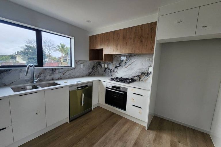 Photo of property in 25 Friesian Drive, Mangere, Auckland, 2022