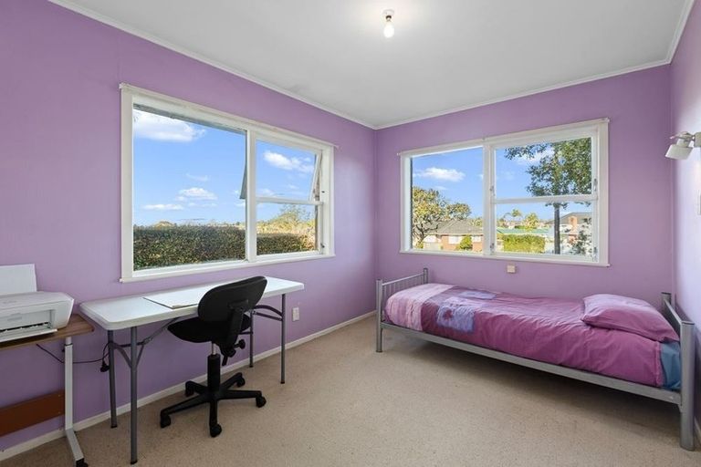 Photo of property in 6 Diana Drive, Glenfield, Auckland, 0627
