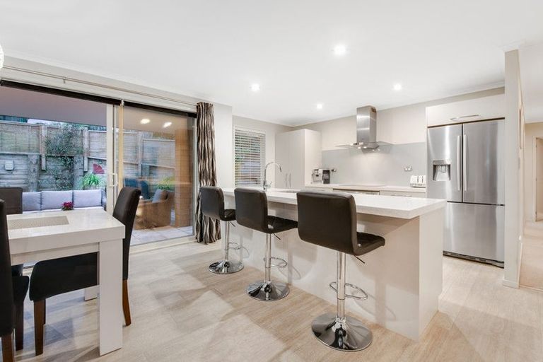 Photo of property in 2a Astrolabe Place, Gulf Harbour, Whangaparaoa, 0930