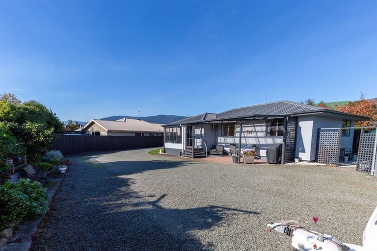 Photo of property in 12 Melia Place, Richmond, 7020